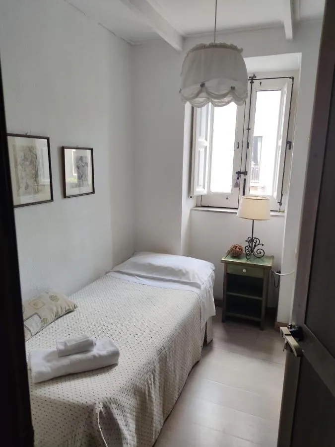I Vespri Bed & Breakfast Catania 2*,